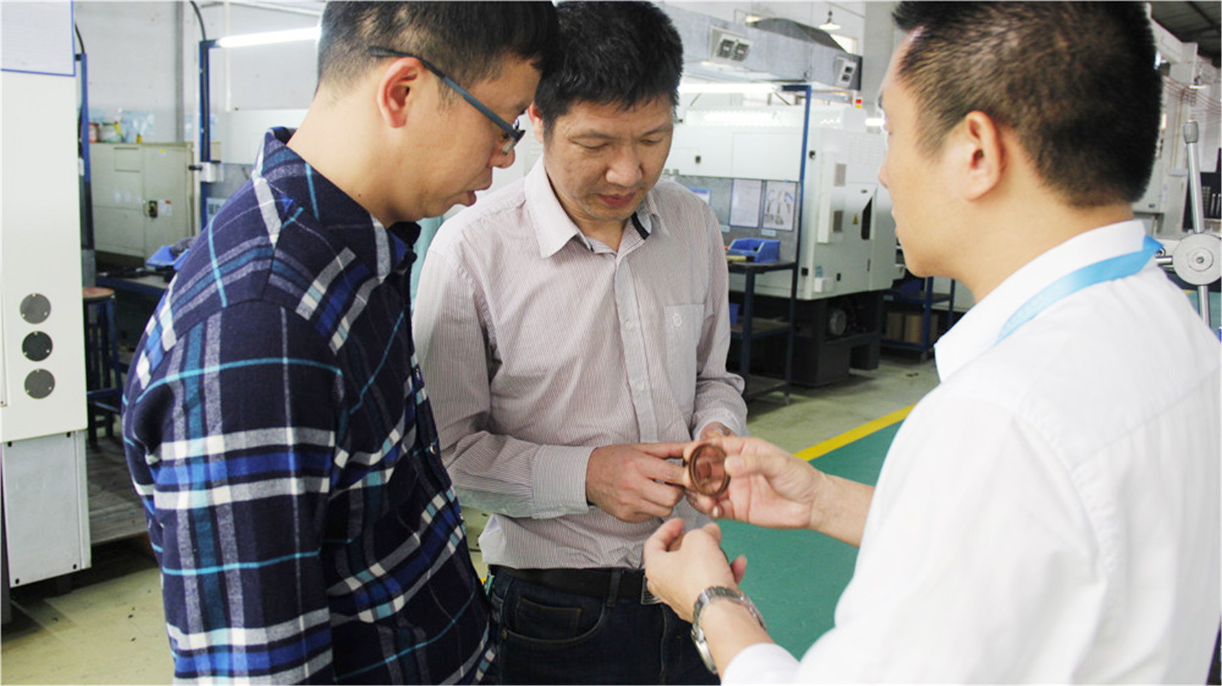 愛(ài)密特密封件公司的密封件生產(chǎn)車(chē)間